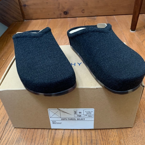 Rothy’s Clogs Soft Black NWB Size 7 - Picture 2 of 7